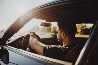 Hoe je de distributieriem van je auto controleert