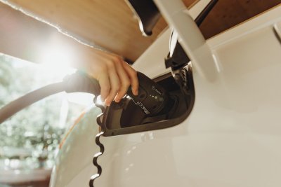 Elektrische auto's worden dit jaar duurder in wegenbelasting